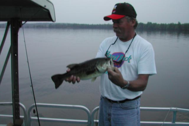 Fishing_05-29-02_112.JPG